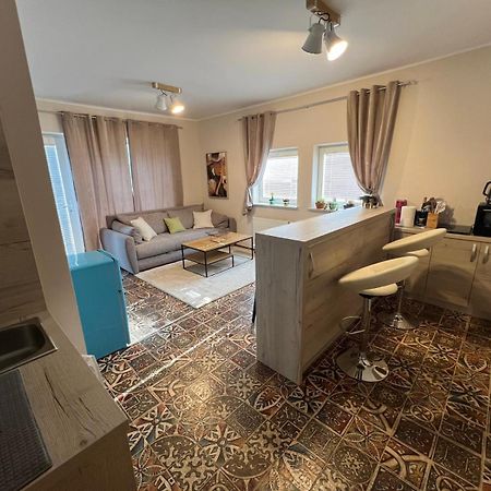 מריבור Centralpark Suites מראה חיצוני תמונה
